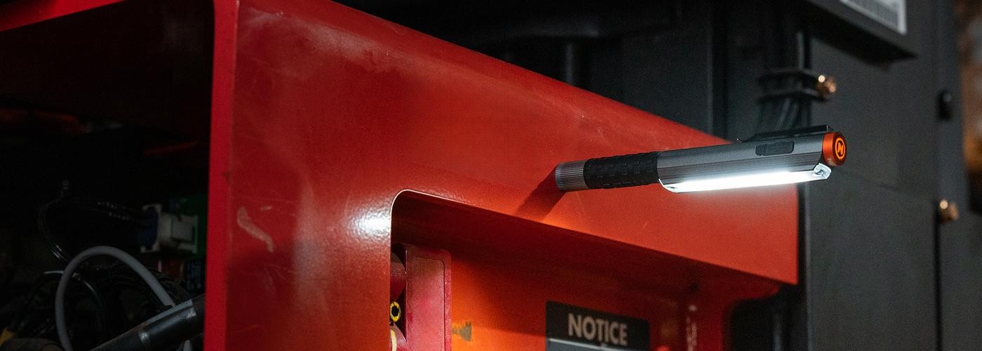 Lil Larry 500 Flex käsivalaisin - Black Line